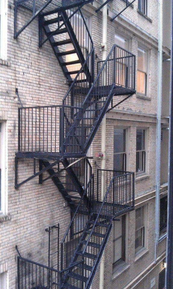 Design. Implementing an emergency ladder